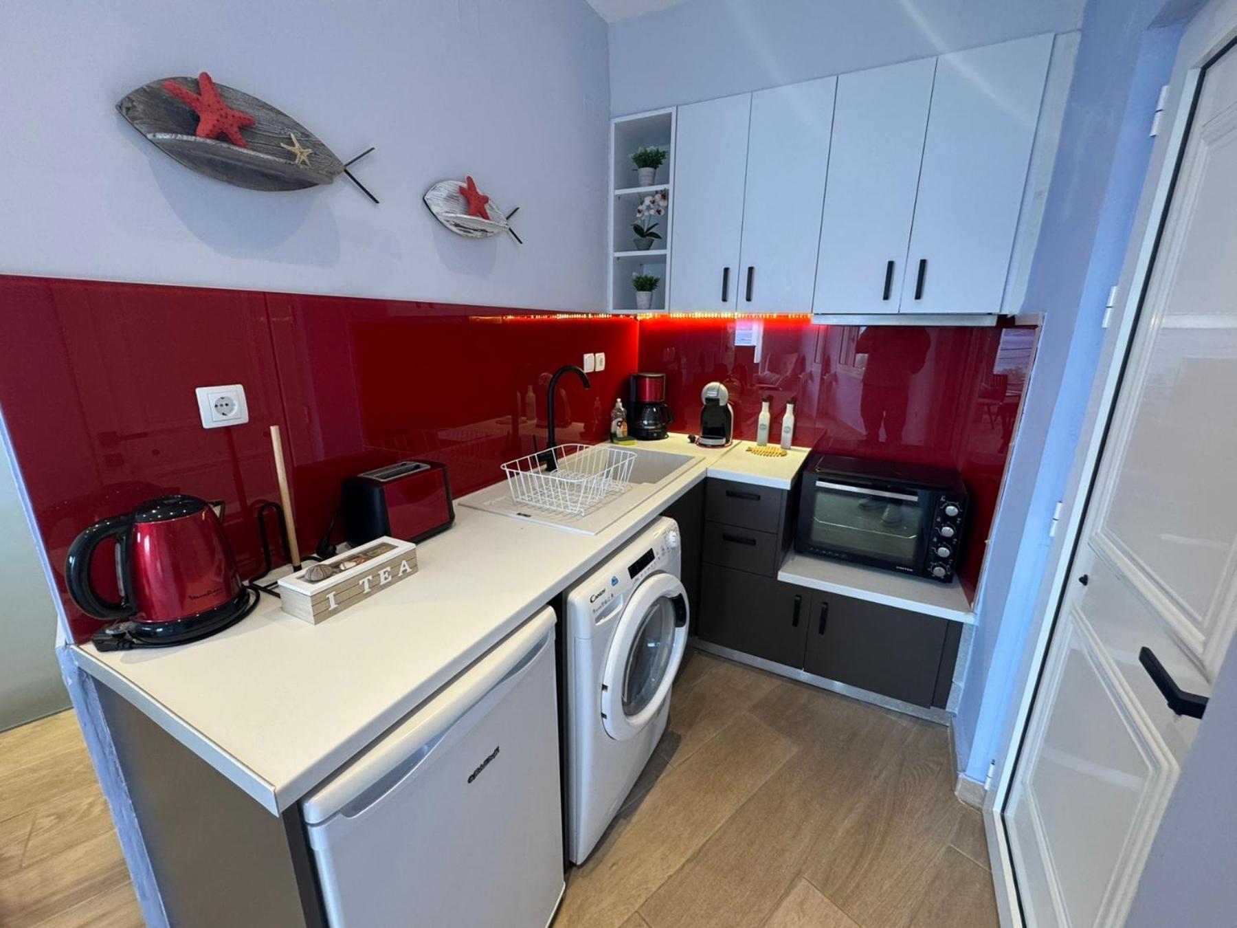 Eleftherias Suites - Near Beach Apartments ماراثي المظهر الخارجي الصورة