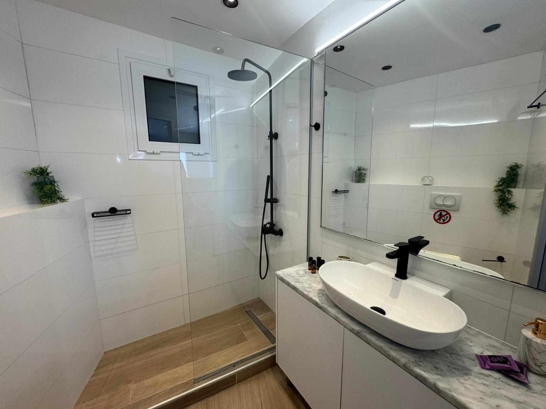 Eleftherias Suites - Near Beach Apartments ماراثي المظهر الخارجي الصورة